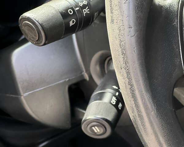 Опель Комбо вант.-пас. 2012 у Кам'янське (Дніпродзержинськ) на Automoto.ua Білий Опель Комбо вант.-пас., об'ємом двигуна 1.3 л та пробігом 284 тис. км за 5200 $, фото 38 на Automoto.ua
