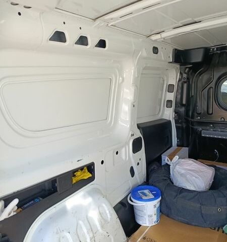 Білий Опель Комбо вант.-пас., об'ємом двигуна 1.6 л та пробігом 274 тис. км за 6300 $, фото 49 на Automoto.ua