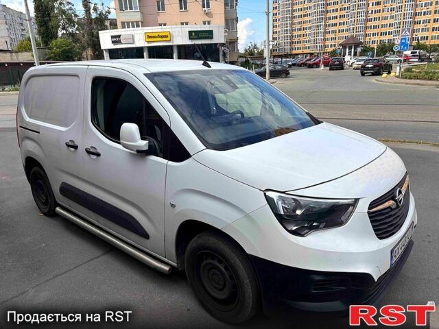Белый Опель Комбо груз.-пасс., объемом двигателя 1.5 л и пробегом 0 тыс. км за 10900 $, фото 8 на Automoto.ua