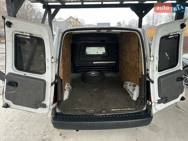 Белый Опель Комбо груз.-пасс., объемом двигателя 1.69 л и пробегом 240 тыс. км за 3200 $, фото 6 на Automoto.ua