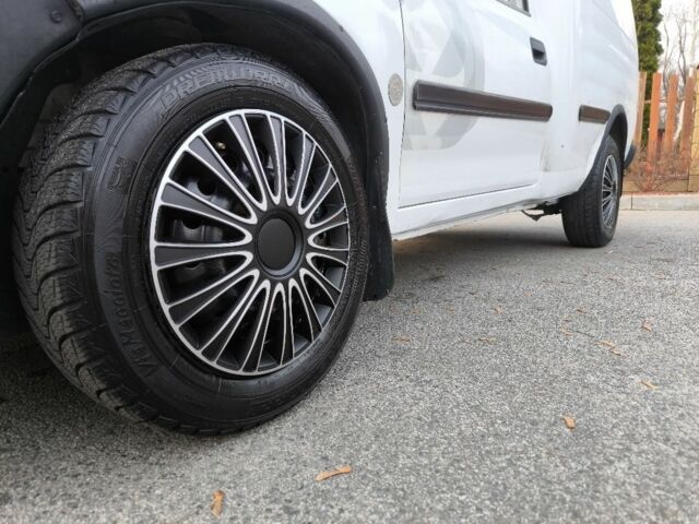 Білий Опель Комбо вант.-пас., об'ємом двигуна 0 л та пробігом 22 тис. км за 850 $, фото 8 на Automoto.ua