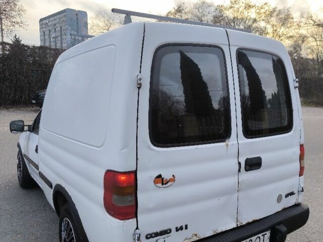 Білий Опель Комбо вант.-пас., об'ємом двигуна 0 л та пробігом 22 тис. км за 850 $, фото 6 на Automoto.ua