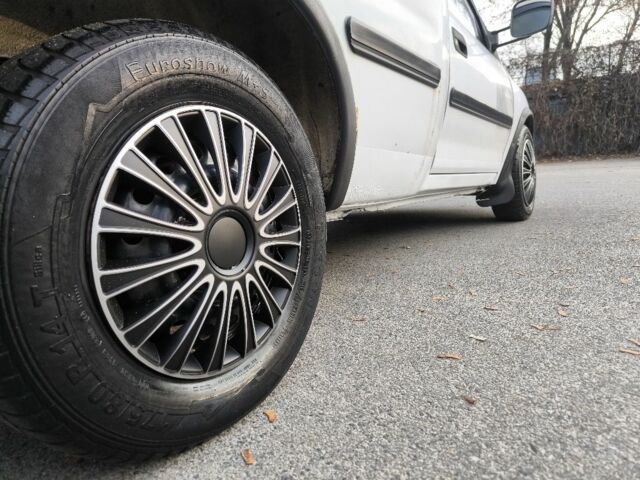 Білий Опель Комбо вант.-пас., об'ємом двигуна 0 л та пробігом 22 тис. км за 850 $, фото 9 на Automoto.ua