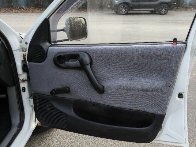 Білий Опель Комбо вант.-пас., об'ємом двигуна 0 л та пробігом 22 тис. км за 850 $, фото 18 на Automoto.ua