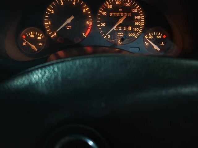 Белый Опель Комбо груз.-пасс., объемом двигателя 1.4 л и пробегом 60 тыс. км за 2000 $, фото 22 на Automoto.ua