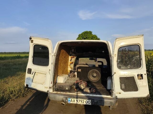 Белый Опель Комбо груз.-пасс., объемом двигателя 1.4 л и пробегом 60 тыс. км за 2000 $, фото 7 на Automoto.ua