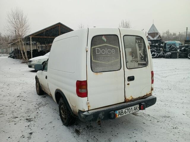 Белый Опель Комбо груз.-пасс., объемом двигателя 1.4 л и пробегом 200 тыс. км за 750 $, фото 3 на Automoto.ua