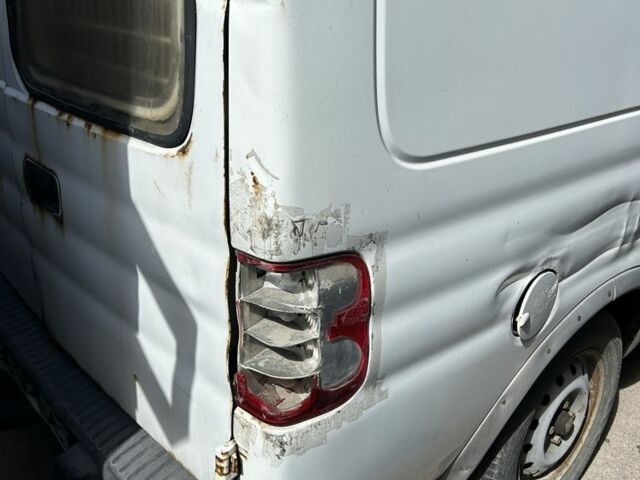 Белый Опель Комбо груз.-пасс., объемом двигателя 1.7 л и пробегом 500 тыс. км за 1000 $, фото 16 на Automoto.ua