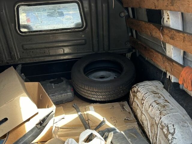 Белый Опель Комбо груз.-пасс., объемом двигателя 1.7 л и пробегом 500 тыс. км за 1000 $, фото 11 на Automoto.ua