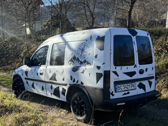 Белый Опель Комбо груз.-пасс., объемом двигателя 1.7 л и пробегом 500 тыс. км за 2500 $, фото 4 на Automoto.ua