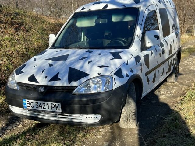 Белый Опель Комбо груз.-пасс., объемом двигателя 1.7 л и пробегом 500 тыс. км за 2500 $, фото 7 на Automoto.ua