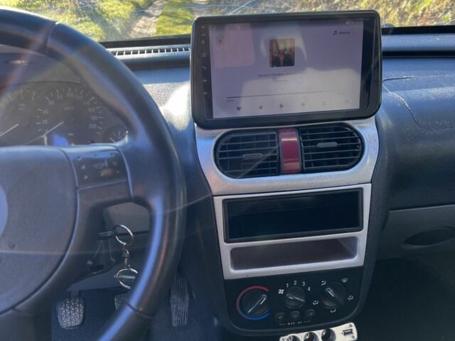 Белый Опель Комбо груз.-пасс., объемом двигателя 1.7 л и пробегом 500 тыс. км за 2500 $, фото 10 на Automoto.ua