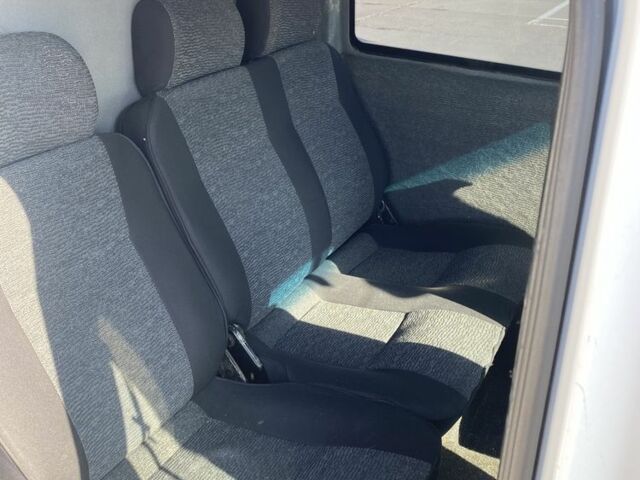 Белый Опель Комбо груз.-пасс., объемом двигателя 1.7 л и пробегом 442 тыс. км за 3500 $, фото 5 на Automoto.ua