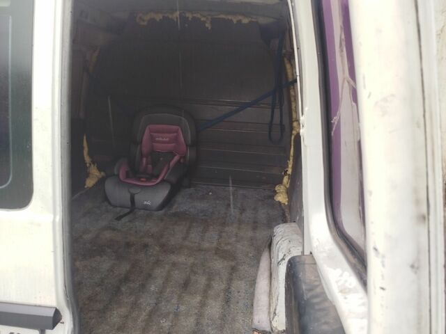 Білий Опель Комбо вант.-пас., об'ємом двигуна 1.7 л та пробігом 220 тис. км за 2300 $, фото 7 на Automoto.ua