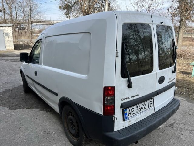 Білий Опель Комбо вант.-пас., об'ємом двигуна 1.2 л та пробігом 180 тис. км за 3800 $, фото 2 на Automoto.ua
