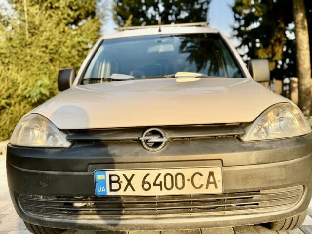 Білий Опель Комбо вант.-пас., об'ємом двигуна 1.6 л та пробігом 197 тис. км за 3999 $, фото 9 на Automoto.ua