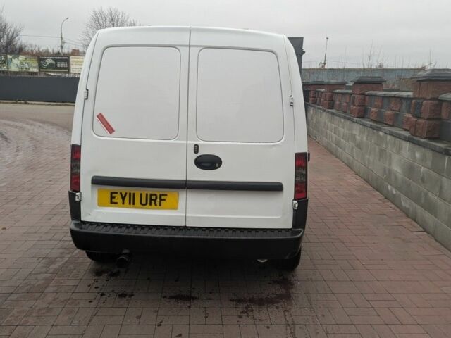 Белый Опель Комбо груз.-пасс., объемом двигателя 1.3 л и пробегом 160 тыс. км за 1422 $, фото 4 на Automoto.ua