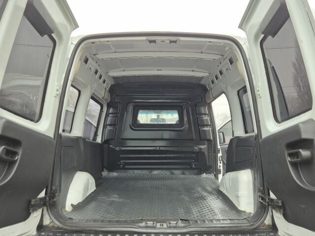 Белый Опель Комбо груз.-пасс., объемом двигателя 1.7 л и пробегом 232 тыс. км за 3750 $, фото 12 на Automoto.ua