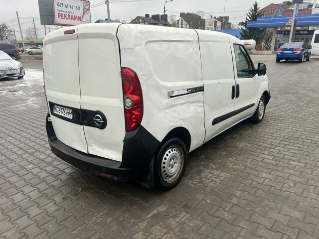 Белый Опель Комбо груз.-пасс., объемом двигателя 1.6 л и пробегом 250 тыс. км за 4500 $, фото 2 на Automoto.ua