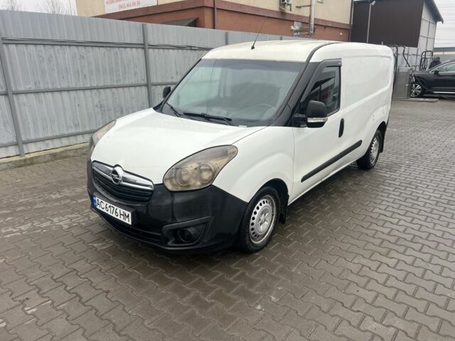 Белый Опель Комбо груз.-пасс., объемом двигателя 1.6 л и пробегом 250 тыс. км за 4500 $, фото 5 на Automoto.ua