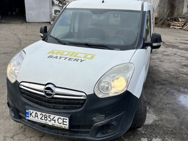 Білий Опель Комбо вант.-пас., об'ємом двигуна 1.6 л та пробігом 300 тис. км за 6400 $, фото 3 на Automoto.ua