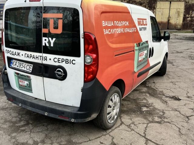 Білий Опель Комбо вант.-пас., об'ємом двигуна 1.6 л та пробігом 300 тис. км за 6400 $, фото 2 на Automoto.ua