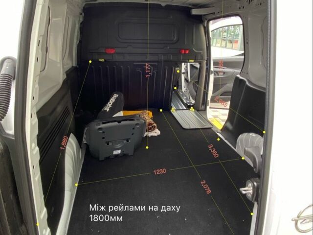 Белый Опель Комбо груз.-пасс., объемом двигателя 1.5 л и пробегом 27 тыс. км за 18500 $, фото 6 на Automoto.ua