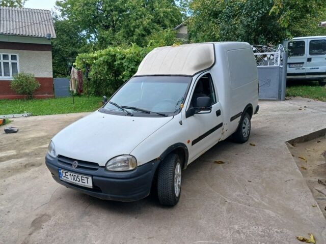 Білий Опель Комбо вант.-пас., об'ємом двигуна 1.7 л та пробігом 426 тис. км за 1200 $, фото 1 на Automoto.ua