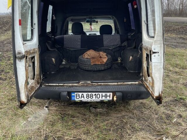 Білий Опель Комбо вант.-пас., об'ємом двигуна 1.4 л та пробігом 383 тис. км за 1300 $, фото 8 на Automoto.ua