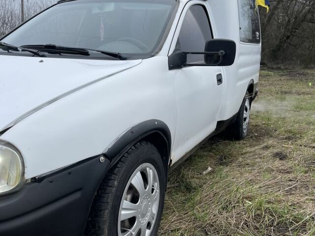 Білий Опель Комбо вант.-пас., об'ємом двигуна 1.4 л та пробігом 383 тис. км за 1300 $, фото 2 на Automoto.ua