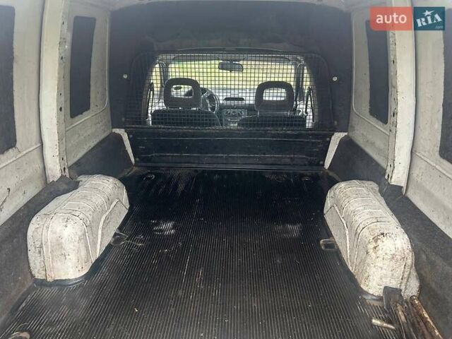 Білий Опель Комбо вант.-пас., об'ємом двигуна 1.7 л та пробігом 370 тис. км за 1500 $, фото 14 на Automoto.ua