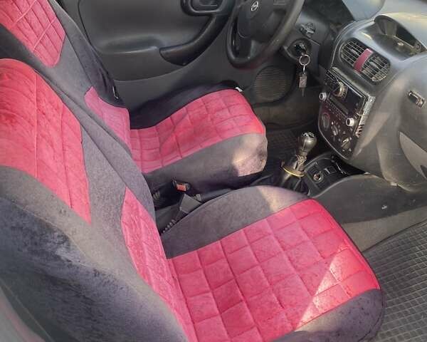 Білий Опель Комбо вант.-пас., об'ємом двигуна 1.69 л та пробігом 250 тис. км за 2900 $, фото 12 на Automoto.ua