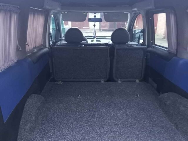 Белый Опель Комбо груз.-пасс., объемом двигателя 1.6 л и пробегом 454 тыс. км за 2500 $, фото 4 на Automoto.ua