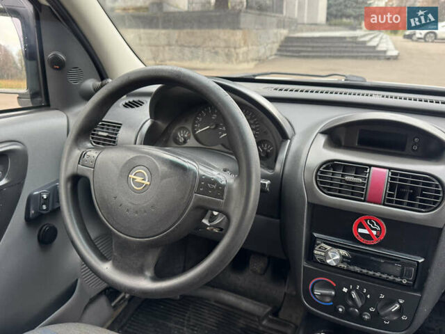 Белый Опель Комбо груз.-пасс., объемом двигателя 1.69 л и пробегом 299 тыс. км за 2999 $, фото 38 на Automoto.ua