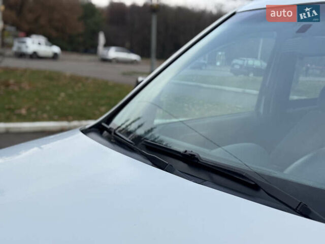 Белый Опель Комбо груз.-пасс., объемом двигателя 1.69 л и пробегом 299 тыс. км за 2999 $, фото 13 на Automoto.ua