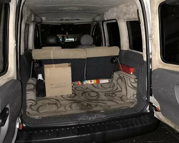 Белый Опель Комбо груз.-пасс., объемом двигателя 1.69 л и пробегом 475 тыс. км за 3500 $, фото 17 на Automoto.ua