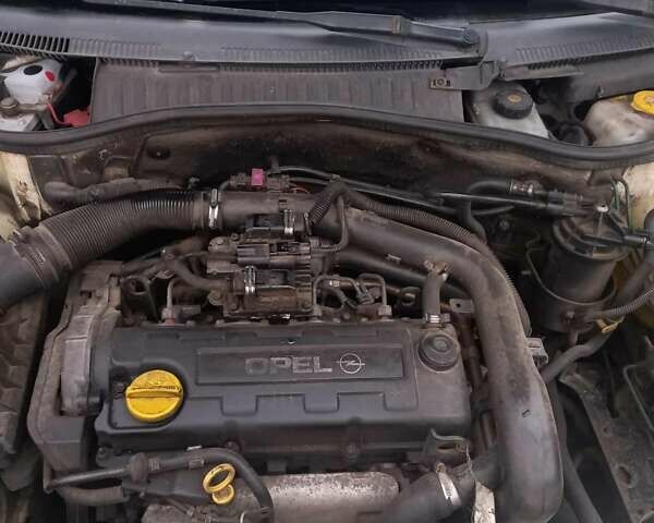 Белый Опель Комбо груз.-пасс., объемом двигателя 1.7 л и пробегом 455 тыс. км за 2500 $, фото 18 на Automoto.ua