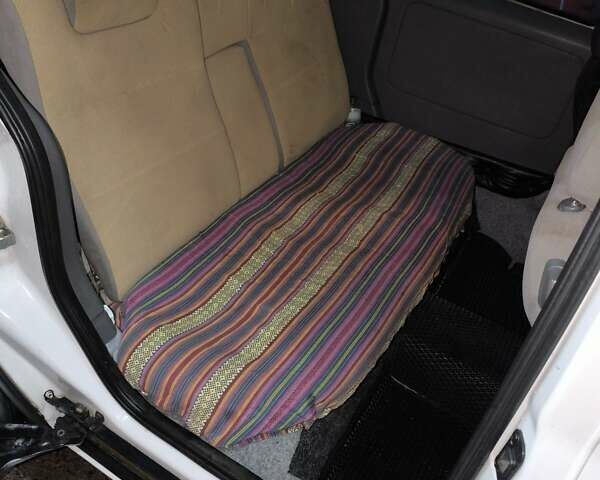 Белый Опель Комбо груз.-пасс., объемом двигателя 1.69 л и пробегом 475 тыс. км за 3500 $, фото 35 на Automoto.ua