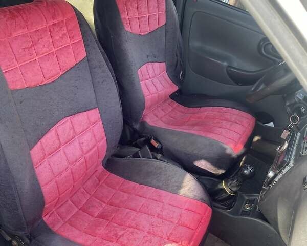 Білий Опель Комбо вант.-пас., об'ємом двигуна 1.69 л та пробігом 250 тис. км за 2900 $, фото 7 на Automoto.ua