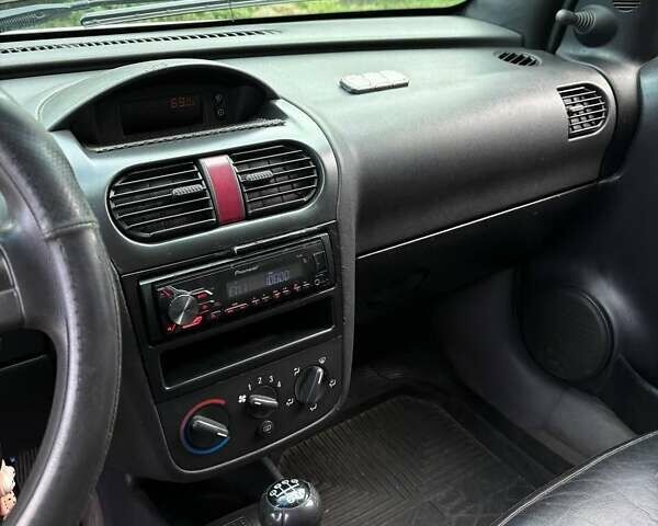 Белый Опель Комбо груз.-пасс., объемом двигателя 1.7 л и пробегом 498 тыс. км за 3400 $, фото 7 на Automoto.ua