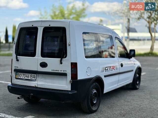 Белый Опель Комбо груз.-пасс., объемом двигателя 1.69 л и пробегом 361 тыс. км за 3350 $, фото 14 на Automoto.ua
