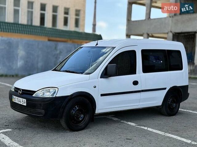 Білий Опель Комбо вант.-пас., об'ємом двигуна 1.69 л та пробігом 361 тис. км за 2999 $, фото 9 на Automoto.ua