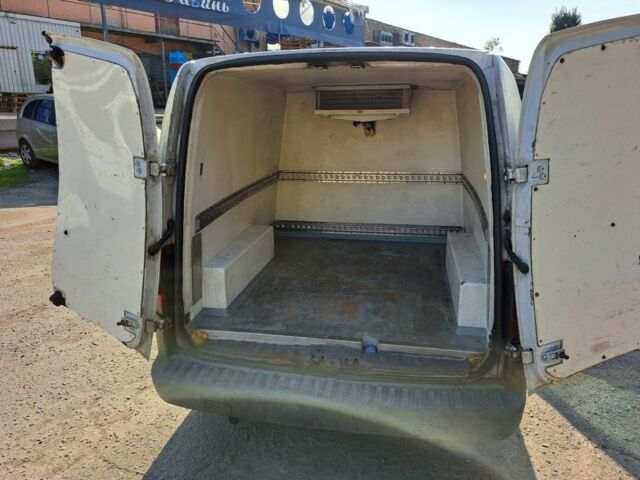 Белый Опель Комбо груз.-пасс., объемом двигателя 0 л и пробегом 553 тыс. км за 4000 $, фото 11 на Automoto.ua