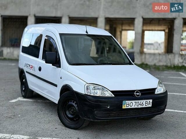 Білий Опель Комбо вант.-пас., об'ємом двигуна 1.69 л та пробігом 361 тис. км за 2999 $, фото 5 на Automoto.ua