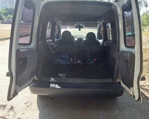 Білий Опель Комбо вант.-пас., об'ємом двигуна 1.69 л та пробігом 350 тис. км за 3500 $, фото 8 на Automoto.ua