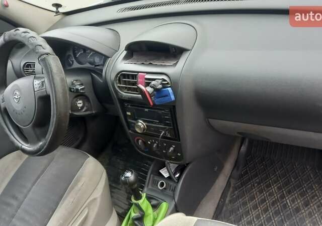 Білий Опель Комбо вант.-пас., об'ємом двигуна 1.69 л та пробігом 310 тис. км за 2900 $, фото 16 на Automoto.ua