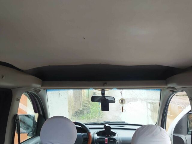 Белый Опель Комбо груз.-пасс., объемом двигателя 1.2 л и пробегом 300 тыс. км за 3950 $, фото 3 на Automoto.ua