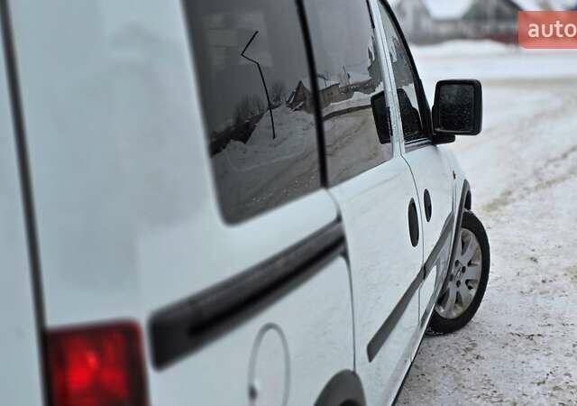 Белый Опель Комбо груз.-пасс., объемом двигателя 1.7 л и пробегом 379 тыс. км за 3550 $, фото 36 на Automoto.ua