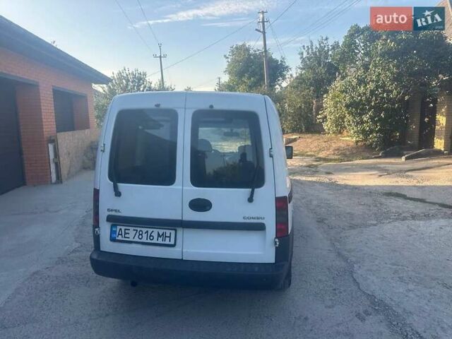 Білий Опель Комбо вант.-пас., об'ємом двигуна 1.3 л та пробігом 284 тис. км за 3500 $, фото 3 на Automoto.ua