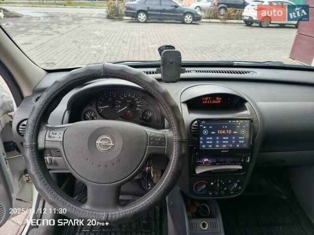 Білий Опель Комбо вант.-пас., об'ємом двигуна 1.7 л та пробігом 250 тис. км за 4500 $, фото 12 на Automoto.ua